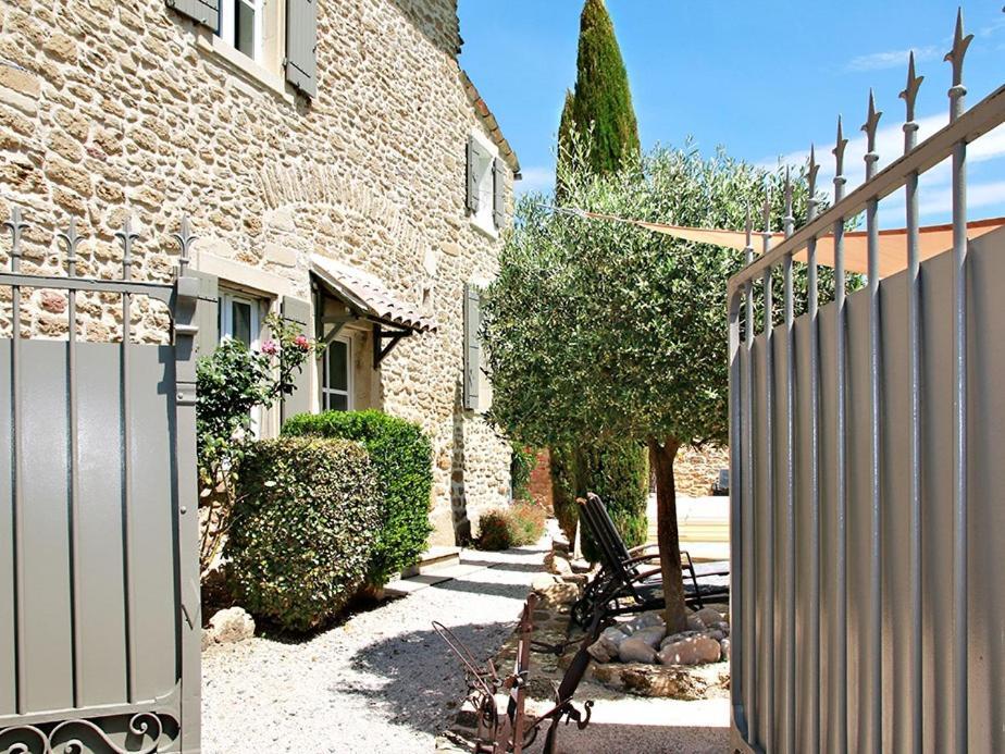 Le Clos De La Tuiliere Grignan Exterior foto